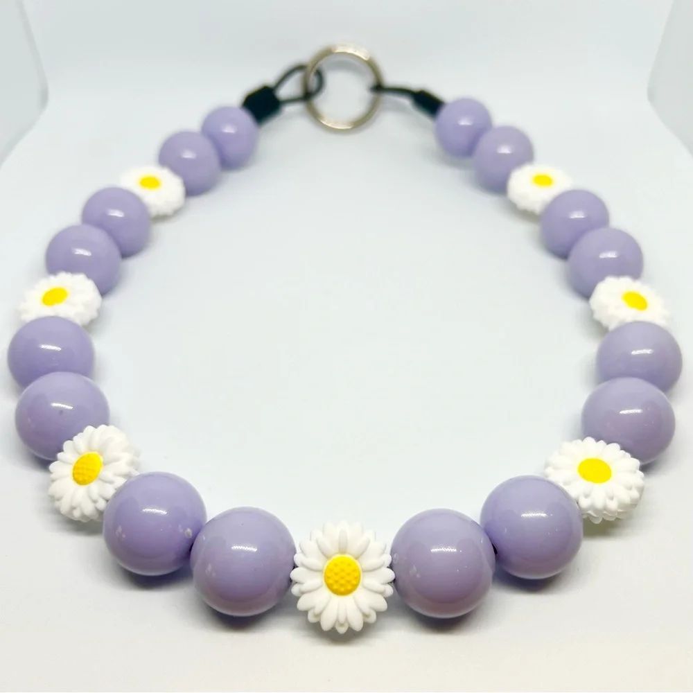 Lavender Purple & Daisy Beaded Dog Collar Necklace Size Medium/ Large